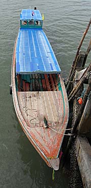 'Boat at the Pier' by Asienreisender